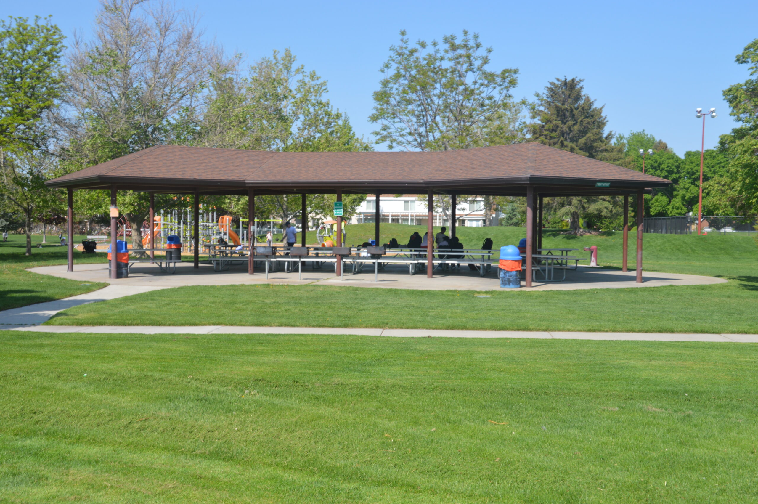 Picture of the Northwest pavilion at Community park.