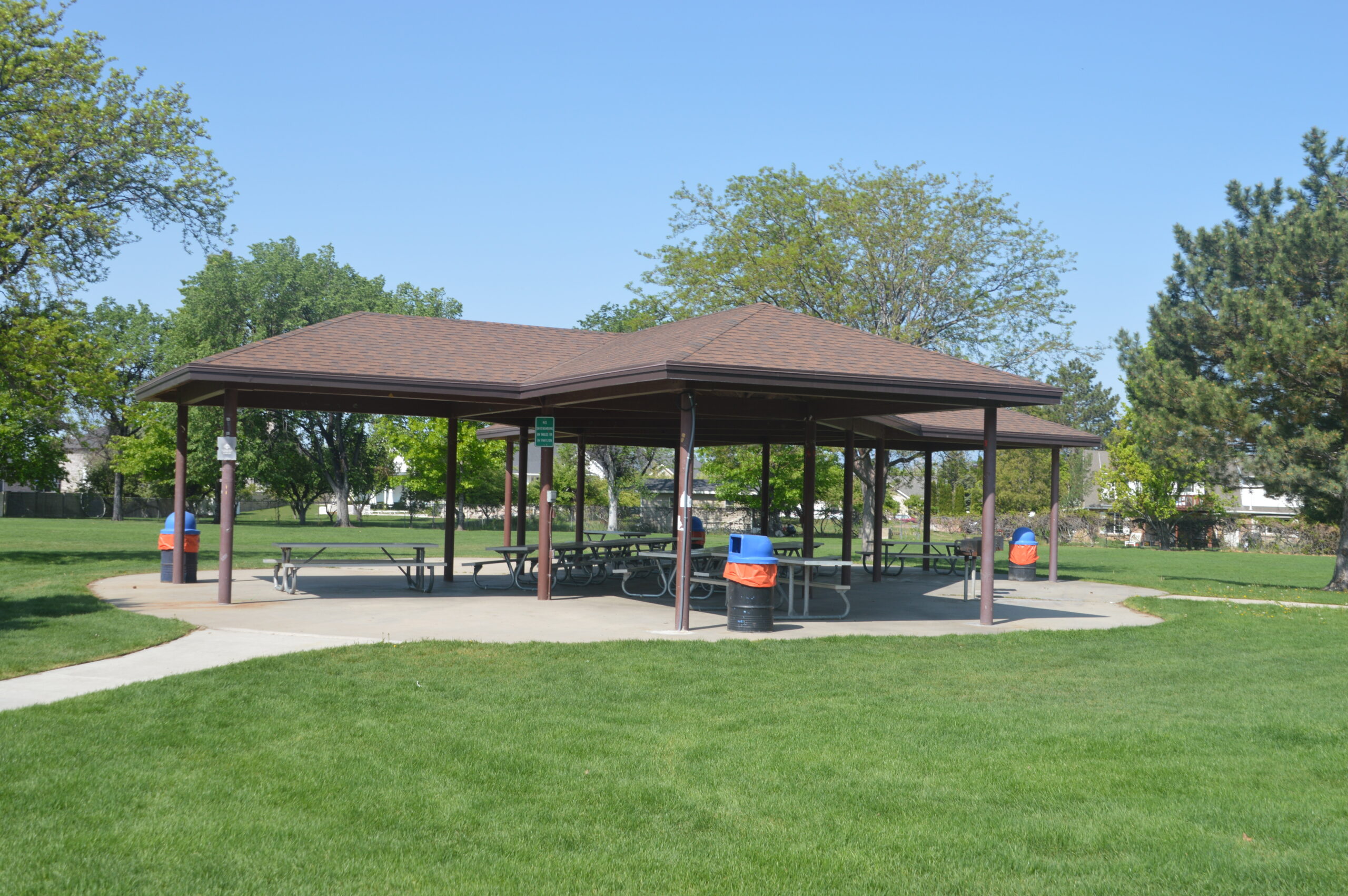 Picture of the Southwest pavilion at Community park.