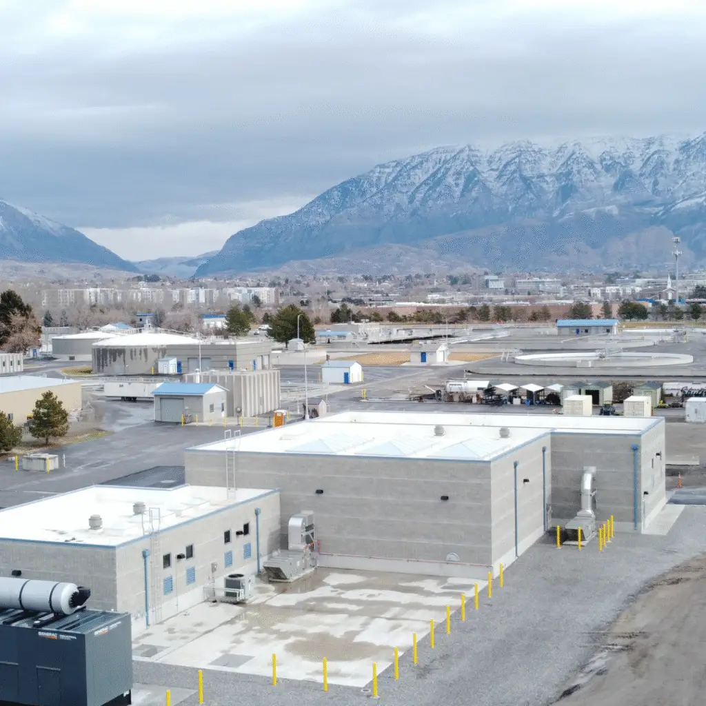 drone shot of orem water reuse facility facing the mountains