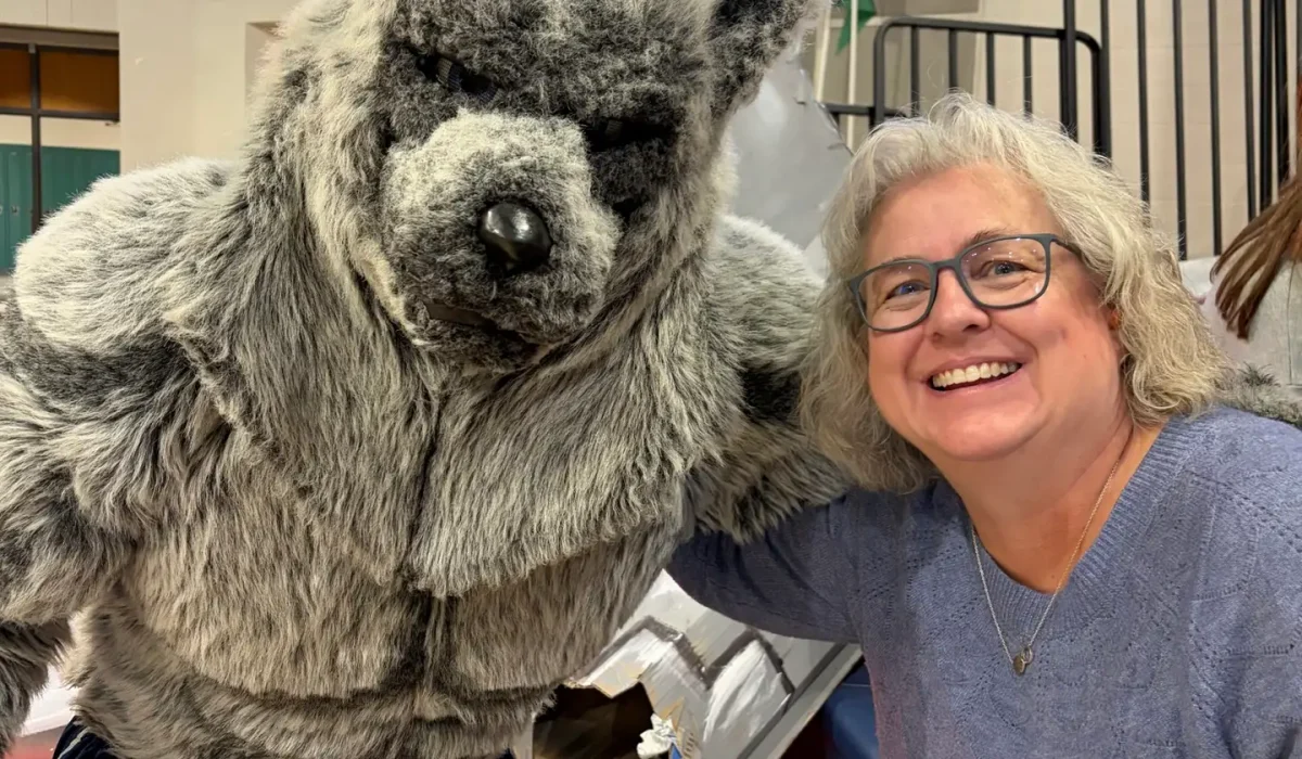 Mayor McCandless with the Timpanogos High School Mascot